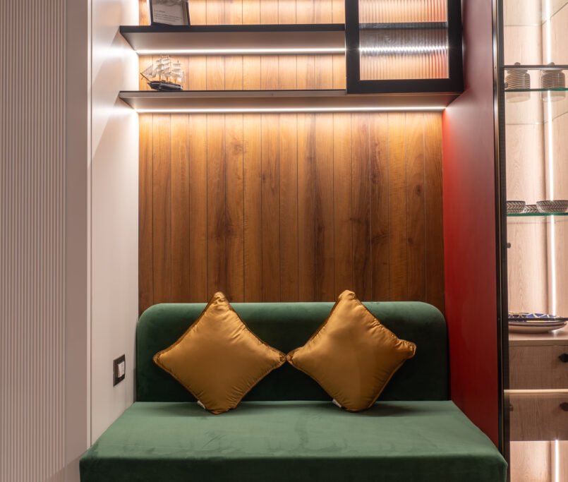 Built in Wall Units vs. Freestanding Storage Pros Cons