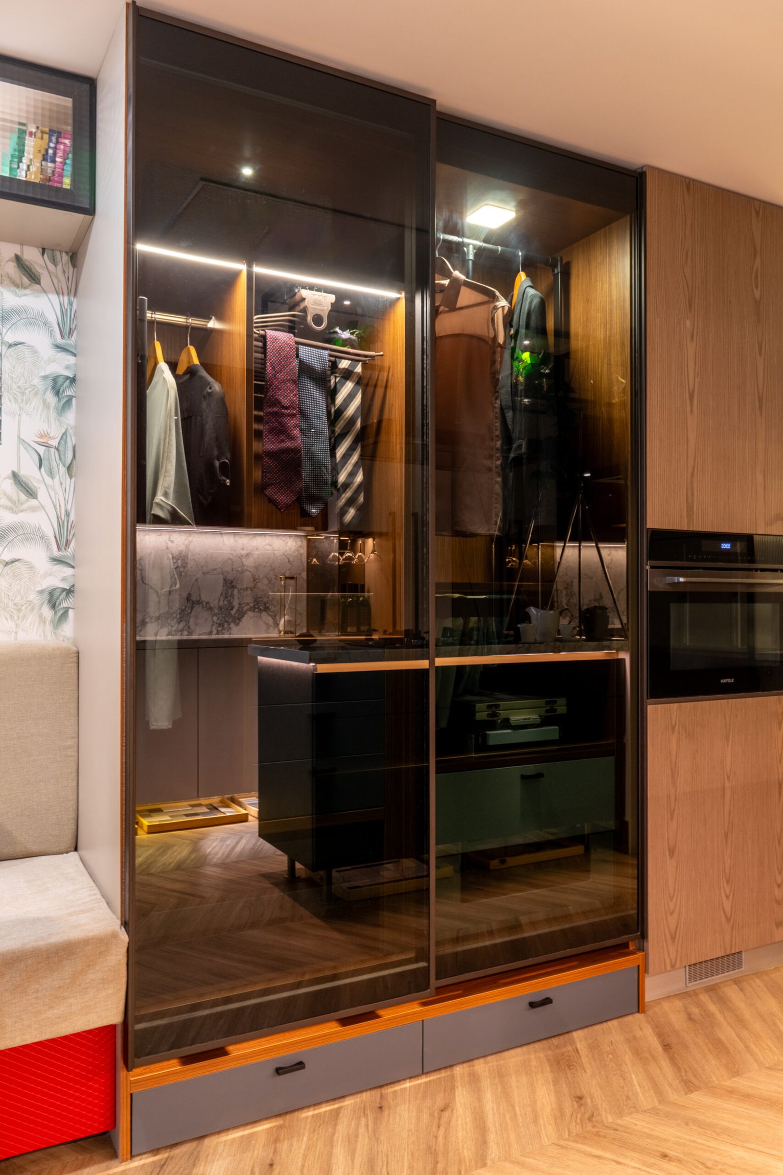 Wardrobe Organization Hacks